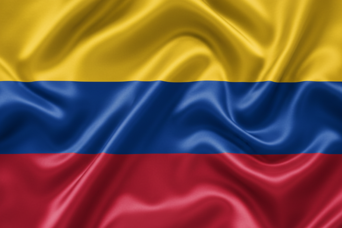 Bandera de Colombia sin nubes